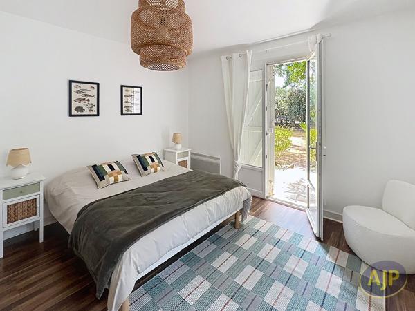 Maison à vendre Lanton - 7 pièces, 148m² avec 6 chambre(s) à 730 000€ - AJP Immobilier Andernos les Bains