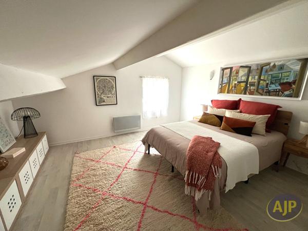 Maison à vendre Lanton - 7 pièces, 148m² avec 6 chambre(s) à 730 000€ - AJP Immobilier Andernos les Bains