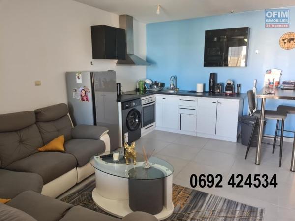 A louer joli appartement F2 MEUBLE avec jardinets le Tampon