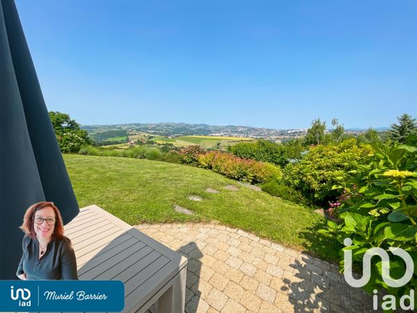 Maison à vendre 8 pièces 208 m² Saint-Genest-Lerpt