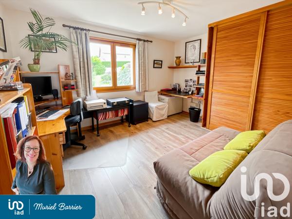 Maison à vendre 8 pièces 208 m² Saint-Genest-Lerpt