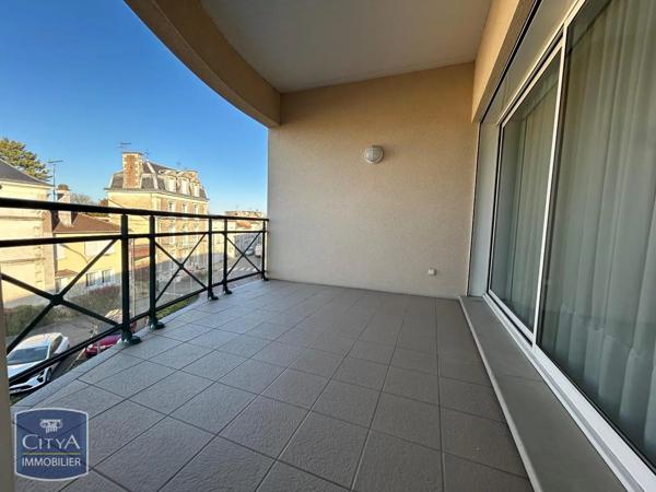 Appartement à louer 3 pièces 80.8m²