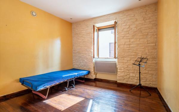 Maison à vendre    4 pièces •  Sourcieux-les-Mines