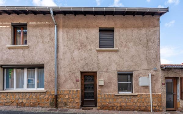 Maison à vendre    4 pièces •  Sourcieux-les-Mines