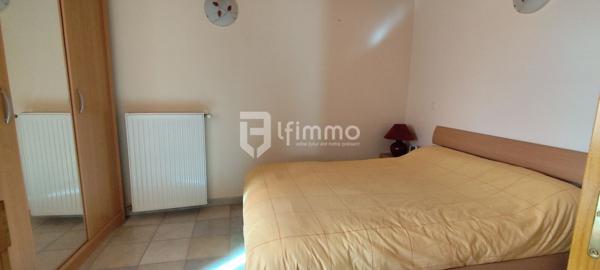 Maison de village aux Mées avec cour et terrasse – Rare sur le marché.