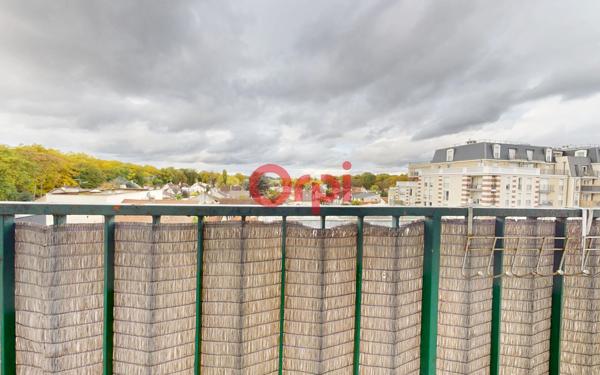 Appartement à vendre    1 pièce • 32,93 m2 Livry-Gargan