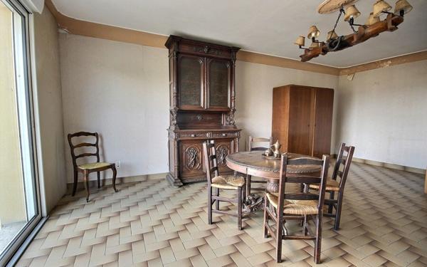 Maison à vendre    13 pièces •  Amou