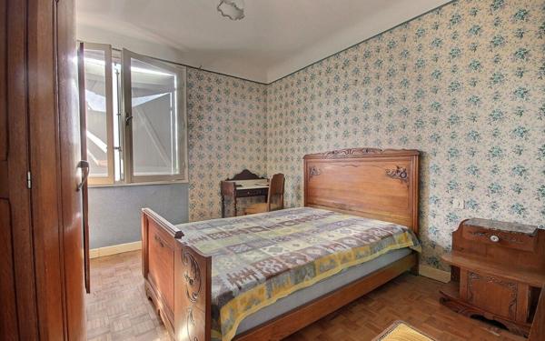 Maison à vendre    13 pièces •  Amou