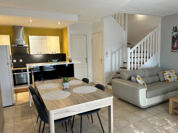 Golf de Pont Royal, maison climatisée,T4 ,grand jardin avec vue