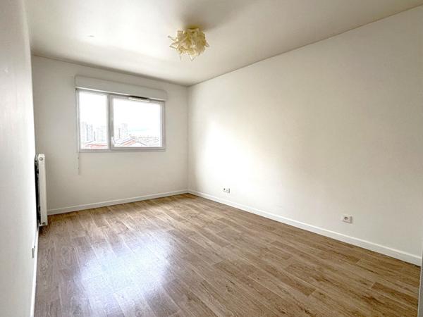 3 pièces avec grands balcons - Petit Ivry / PARIS 13