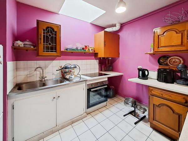 Appartement au RDC HYPER CENTRE Arpajon 2 pièces, 1 chambre, 1 cave, 1 parking, 1 jardin