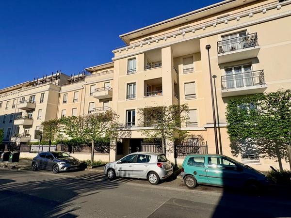 Appartement + 2 parkings