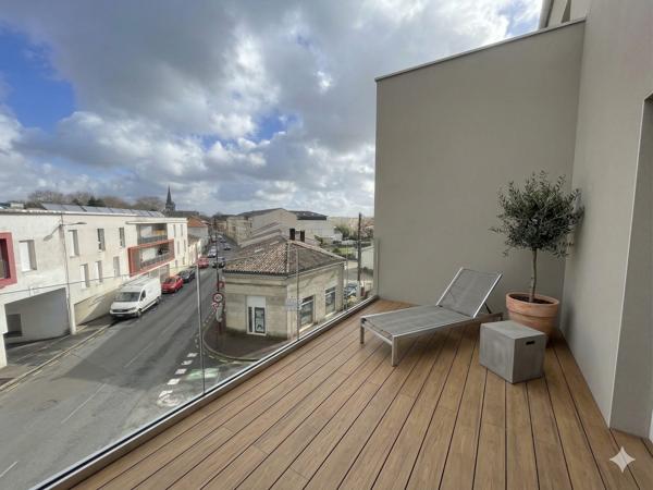 Votre Terrasse à Deux Pas de L'église