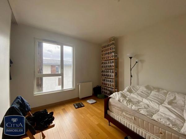 Appartement à louer 4 pièces 106.63m² Saint-Pierre-des-Corps (37700)