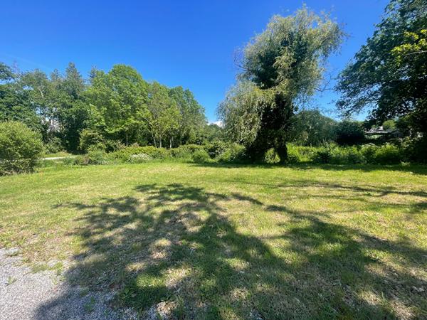 Terrain viabilisé à vendre à Sarzeau - le golfe à pied