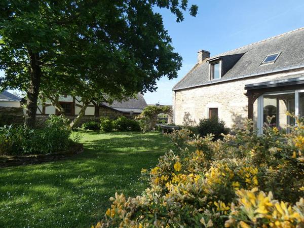 Demeure bretonne de 8 pièce(s) 196 m2