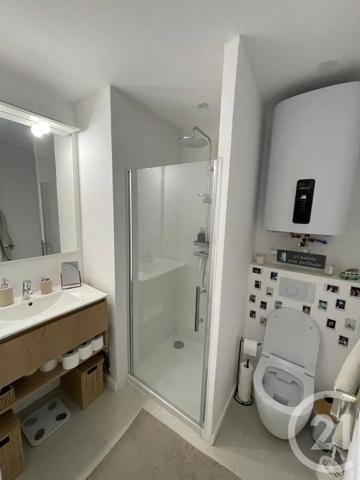 Immeuble à vendre  130 m 2   VANNES  - 56