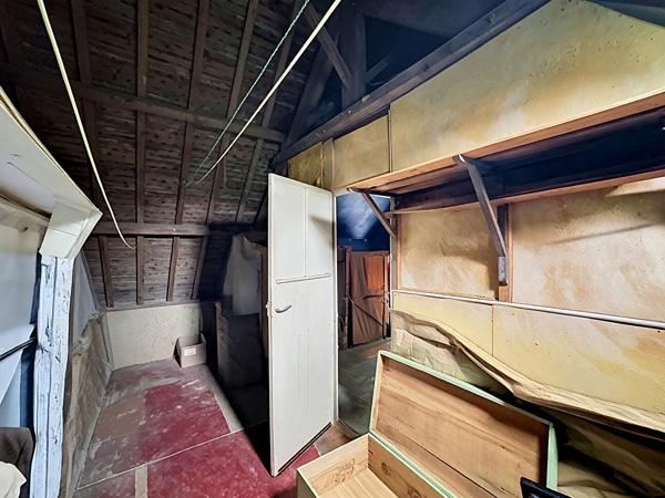 Maison à rénover à vendre - Maison à rénover dans une impasse du bourg de Langueux à proximité directe des commerces !