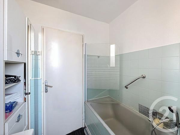 Appartement F5 à vendre  4 pièces - 80,36 m2 HERICOURT - 70