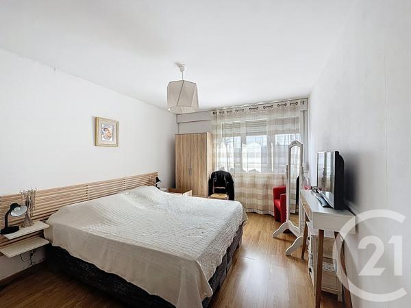 Appartement F5 à vendre  4 pièces - 80,36 m2 HERICOURT - 70