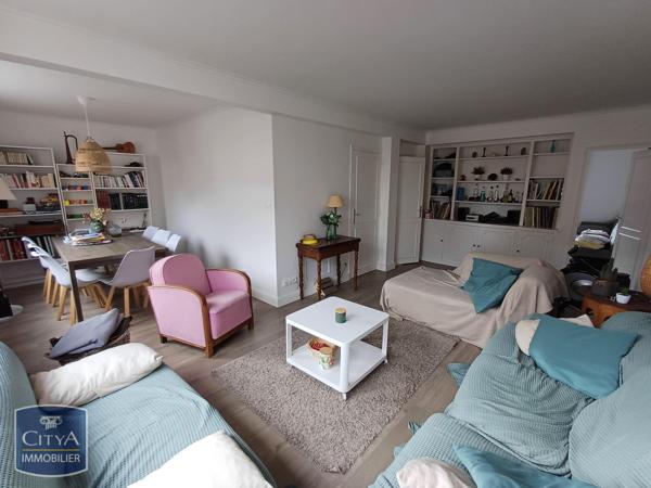 Appartement à louer 4 pièces 91.54m² Lille (59000)