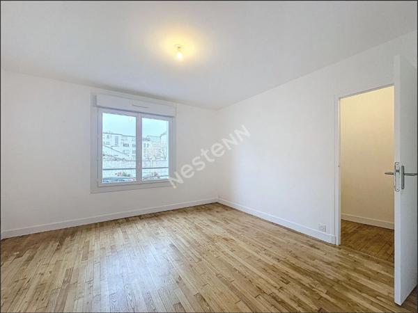 Immeuble à Tours entièrement rénové.