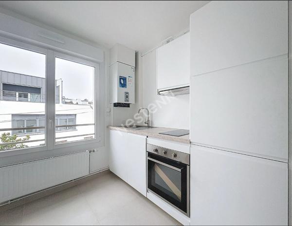 Immeuble à Tours entièrement rénové.