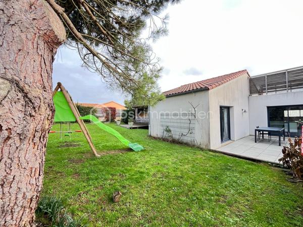 Maison en pierre de 172,86 m²