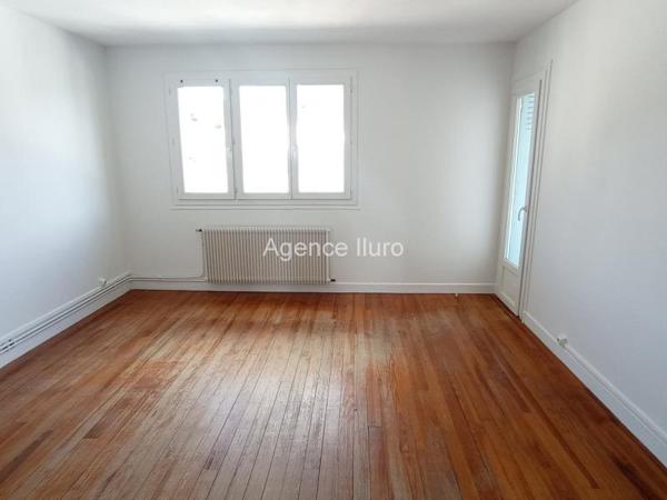 Location non meublée - Appartement - Oloron-sainte-marie - Réf.:203405 OLORON - Appartement de type 5 avec place de parking