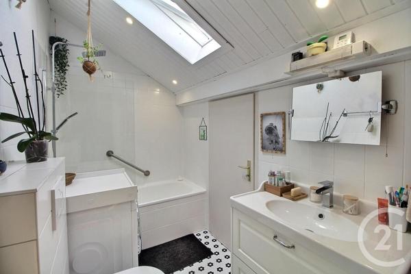 Appartement F3 à vendre  3 pièces - 43 m2 EVIAN LES BAINS - 74