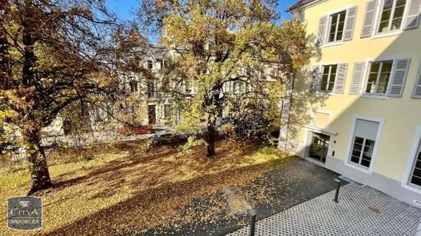 Appartement à louer 1 pièce 27.29m²