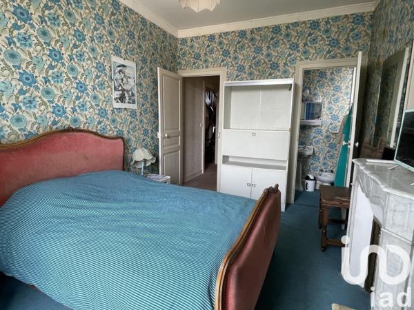 Maison 11 pièces de 235 m² à Châteaudun (28200)