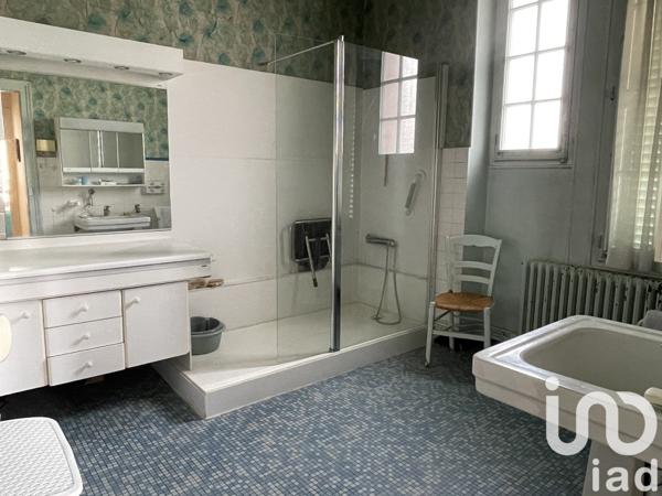 Maison 11 pièces de 235 m² à Châteaudun (28200)