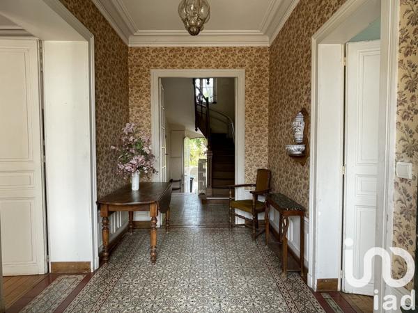 Maison 11 pièces de 235 m² à Châteaudun (28200)