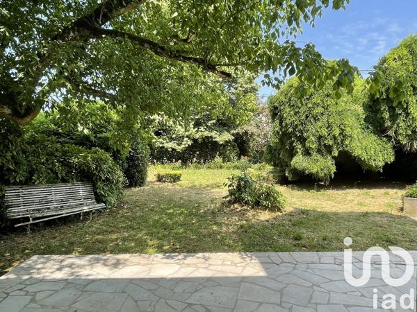 Maison 11 pièces de 235 m² à Châteaudun (28200)