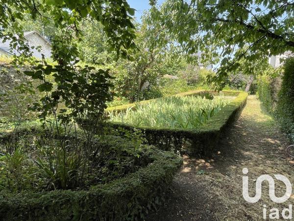 Maison 11 pièces de 235 m² à Châteaudun (28200)