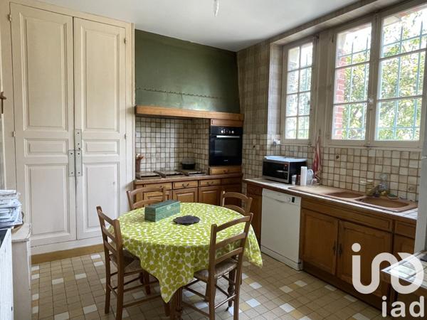 Maison 11 pièces de 235 m² à Châteaudun (28200)