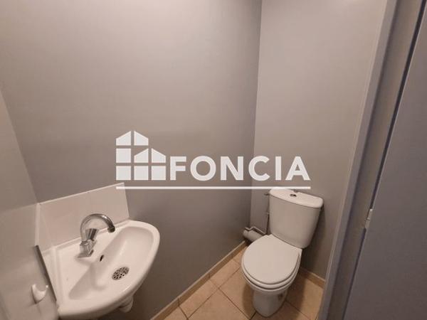 Location Appartement 2 pièces 53.42 m² - RUE PIERRE GIRARD Caen 14000