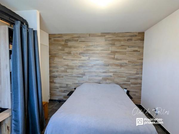 Maison récente plain-pied  3 chambres avec jardin clôturé et piscinable