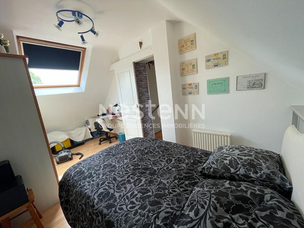 Maison 5 chambres Saint Nolff centre, environ 750 m² de terrain exposée sud