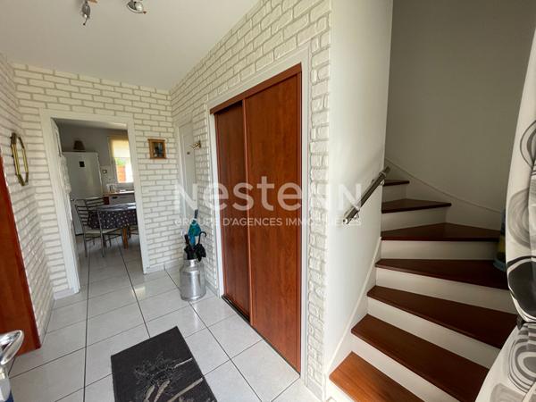 Maison 5 chambres Saint Nolff centre, environ 750 m² de terrain exposée sud