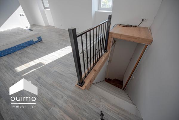 Vals-les-Bains (07600) Maison de village à rénover – à 1,4 km du centre de Vals-les-Bains (07600)