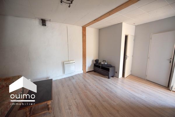 Vals-les-Bains (07600) Maison de village à rénover – à 1,4 km du centre de Vals-les-Bains (07600)