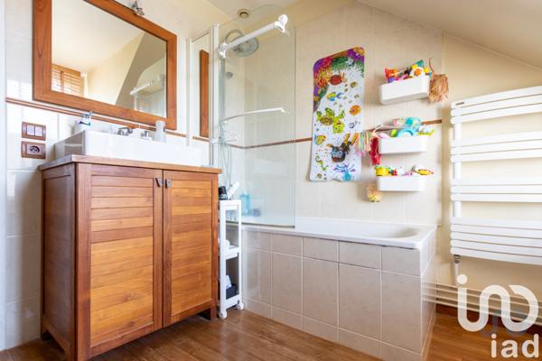 Maison à vendre 5 pièces 81 m² Brie-Comte-Robert