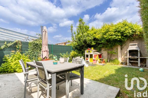 Maison à vendre 5 pièces 81 m² Brie-Comte-Robert