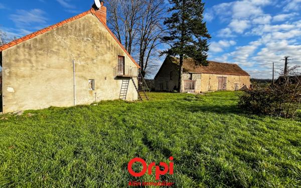 Maison à vendre    2 pièces •  Bézenet