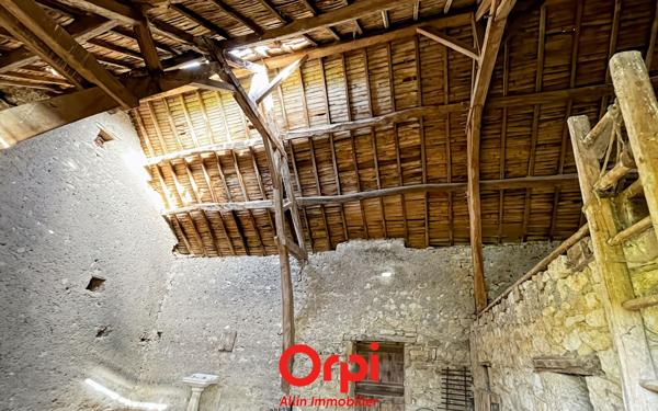 Maison à vendre    2 pièces •  Bézenet