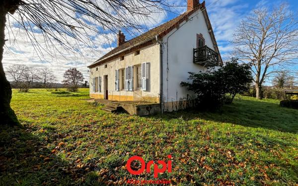 Maison à vendre    2 pièces •  Bézenet