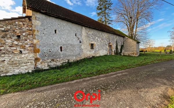 Maison à vendre    2 pièces •  Bézenet