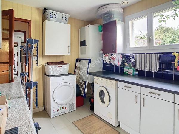 Ensemble immobilier à Langolen - 186m² - Longère - 1973m² de terrain - Hangar